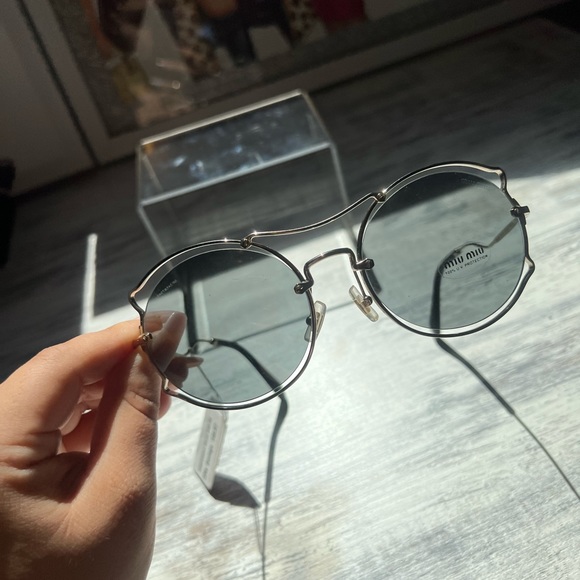 SALE❤️FINAL SALE💐MIU MIU round gradient Sunglasses ✨ - Picture 7 of 16